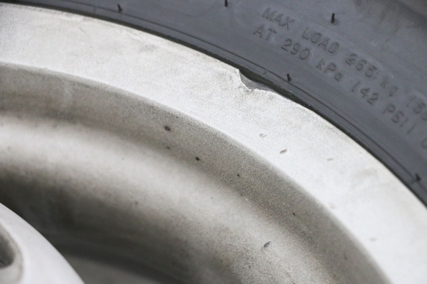 photo de ARO TRASEIRO E PNEU PIAGGIO FLY 4T 50 (2013 - 2017) - Pontos de fixação