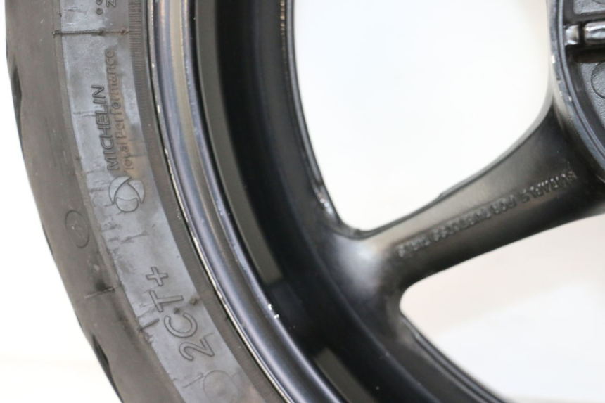photo de ARO TRASEIRO E PNEU YAMAHA FZ6 FAZER S2 600 (2007 - 2011) - Ampliação técnica