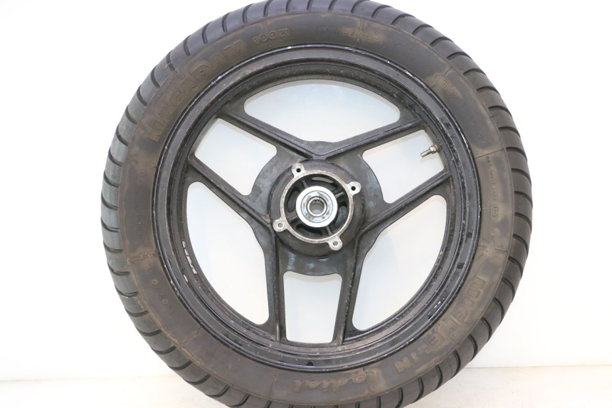 photo de ARO TRASEIRO E PNEU KAWASAKI GPX F ZX750F 750 (1986 - 1990) - Inspeção visual