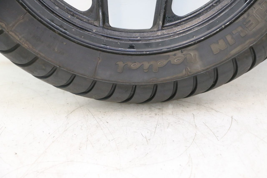 photo de ARO TRASEIRO E PNEU KAWASAKI GPX F ZX750F 750 (1986 - 1990) - Ângulo alternativo