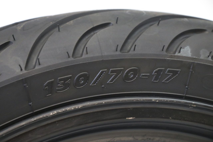 photo de ARO TRASEIRO E PNEU SUZUKI GS GSE 500 (2001 - 2003) - Estrutura - ampliação