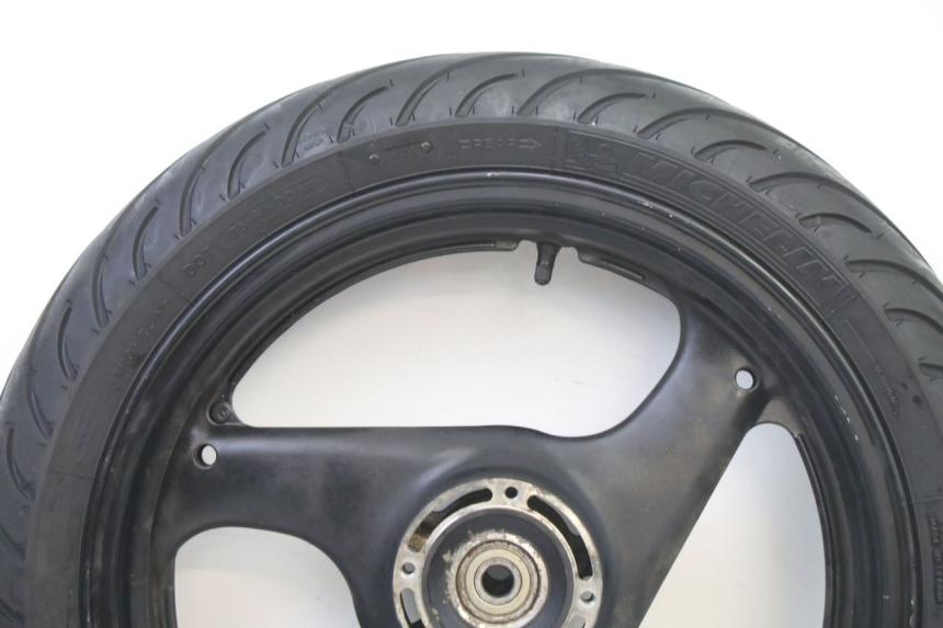 photo de ARO TRASEIRO E PNEU SUZUKI GS GSE 500 (2001 - 2003) - Zoom do estado de desgaste