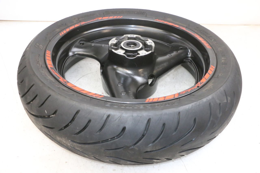 photo de ARO TRASEIRO E PNEU SUZUKI GSF N BANDIT 600 (1996 - 1999) - Marcações e referências
