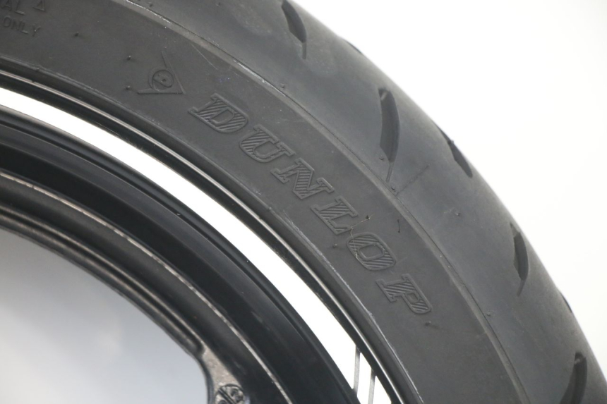 photo de ARO TRASEIRO E PNEU SUZUKI GSF S BANDIT 600 (2000 - 2004) - Ampliação dos componentes