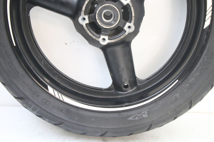 photo de ARO TRASEIRO E PNEU SUZUKI GSF S BANDIT 600 (2000 - 2004) - Ampliação técnica