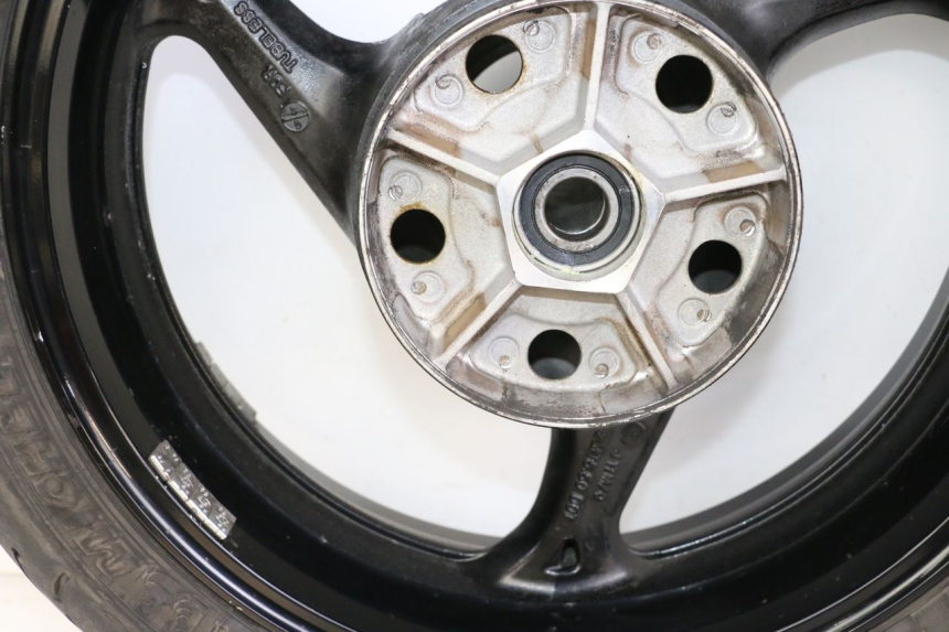 photo de ARO TRASEIRO E PNEU SUZUKI GSR 750 (2011 - 2017) - Imagem adicional