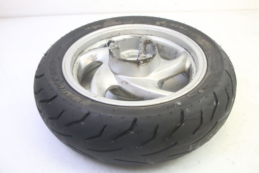 photo de ARO TRASEIRO E PNEU SYM GTS EVO 125 (2009 - 2013) - Marcações e referências