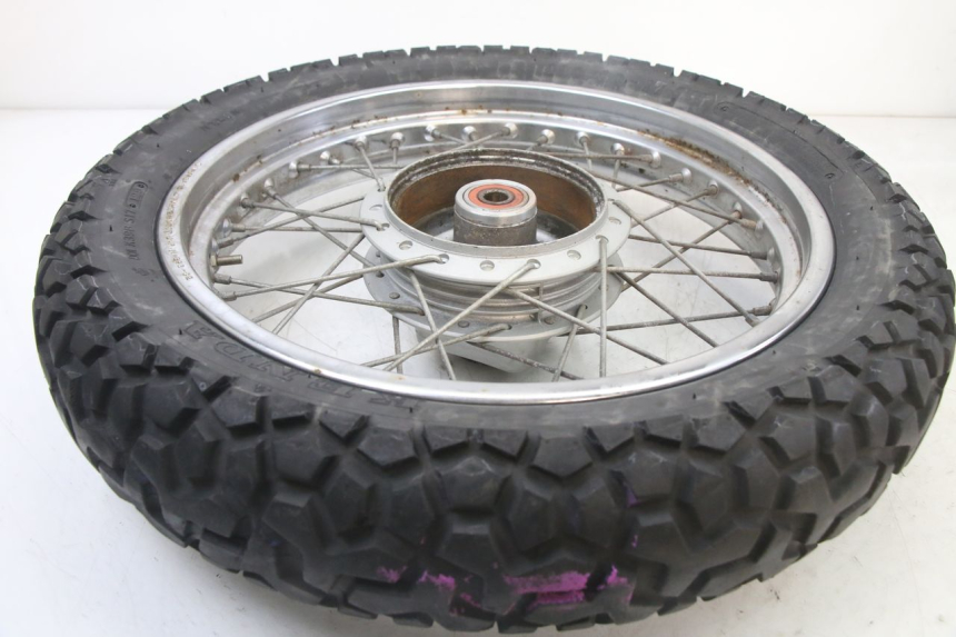 photo de ARO TRASEIRO E PNEU KYMCO STRYKER OFF ROAD 125 (1999 - 2005) - Pontos de fixação
