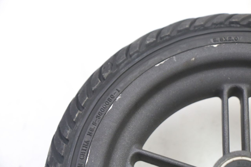 photo de ARO TRASEIRO E PNEU XIAOMI MI PRO 2 1 - Pontos de fixação
