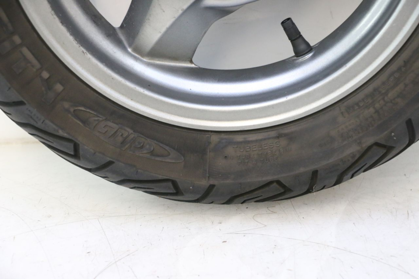 photo de ARO TRASEIRO E PNEU KYMCO MOVIE S 125 (2009 - 2018) - Inspeção visual