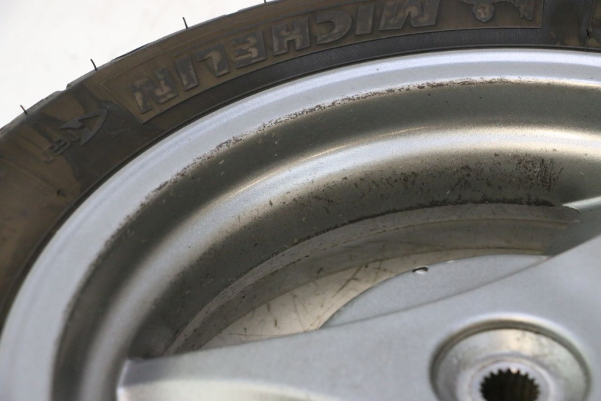 photo de ARO TRASEIRO E PNEU KYMCO MOVIE S 125 (2009 - 2018) - Ampliação técnica
