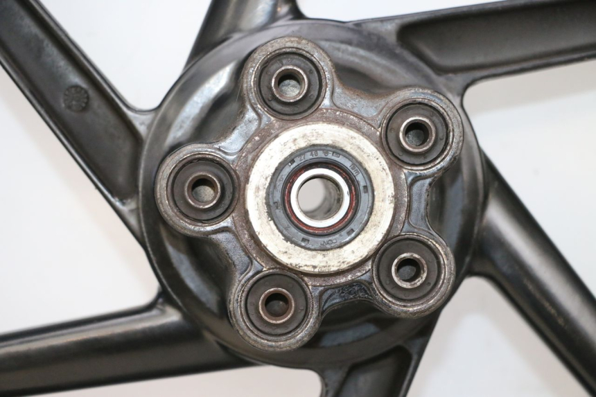 photo de ARO TRASEIRO E PNEU HONDA NSR R 125 (1994 - 2003) - Ampliação dos componentes