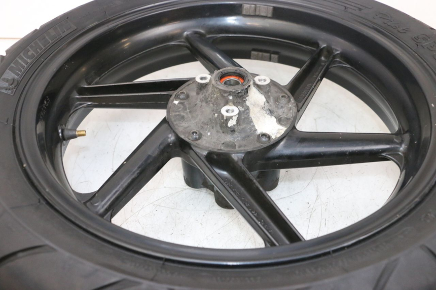 photo de ARO TRASEIRO E PNEU HONDA NSR R 125 (1994 - 2003) - Estado da superfície