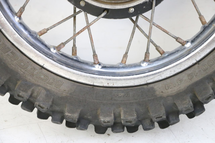 photo de ARO TRASEIRO E PNEU YAMAHA PW 80 (1983 - 2014) - Inspeção visual
