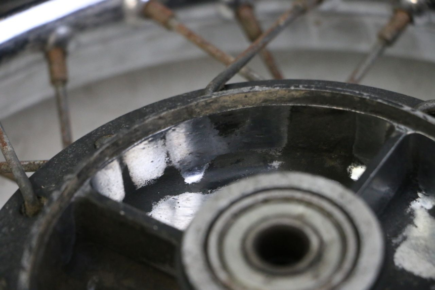 photo de ARO TRASEIRO E PNEU YAMAHA PW 80 (1983 - 2014) - Vista geral