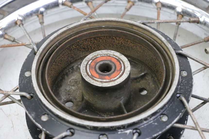photo de ARO TRASEIRO E PNEU YAMAHA PW 80 (1983 - 2014) - Peça verificada
