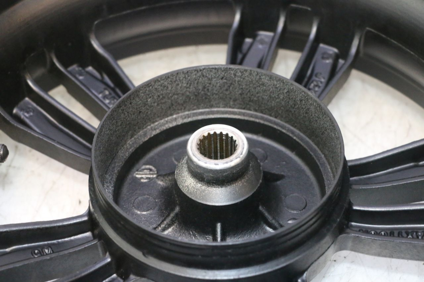photo de ARO TRASEIRO E PNEU JM MOTORS R-MAX TECH 50 (2024 - 2026) - Ampliação técnica