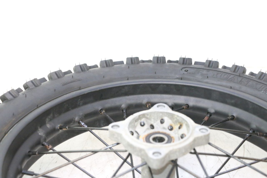 photo de ARO TRASEIRO E PNEU APOLLO RFZ 125 - Pontos de fixação