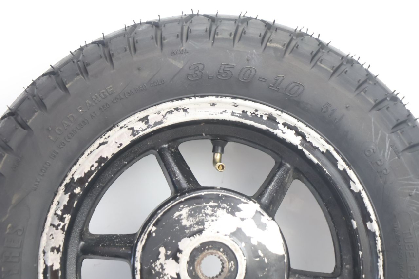 photo de ARO TRASEIRO E PNEU TNT MOTOR ROMA 10' 2T 50 (2011 - 2018) - Detalhe da peça