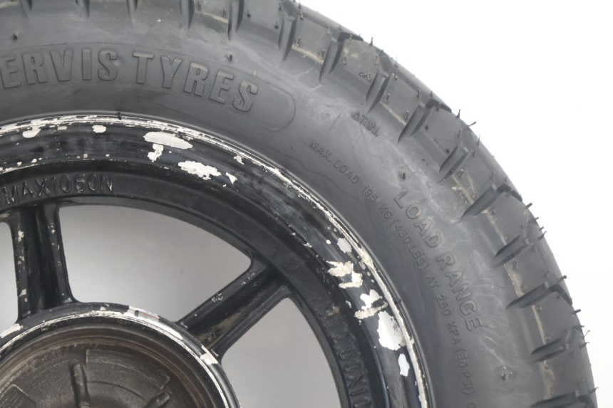 photo de ARO TRASEIRO E PNEU TNT MOTOR ROMA 10' 2T 50 (2011 - 2018) - Vista de perto