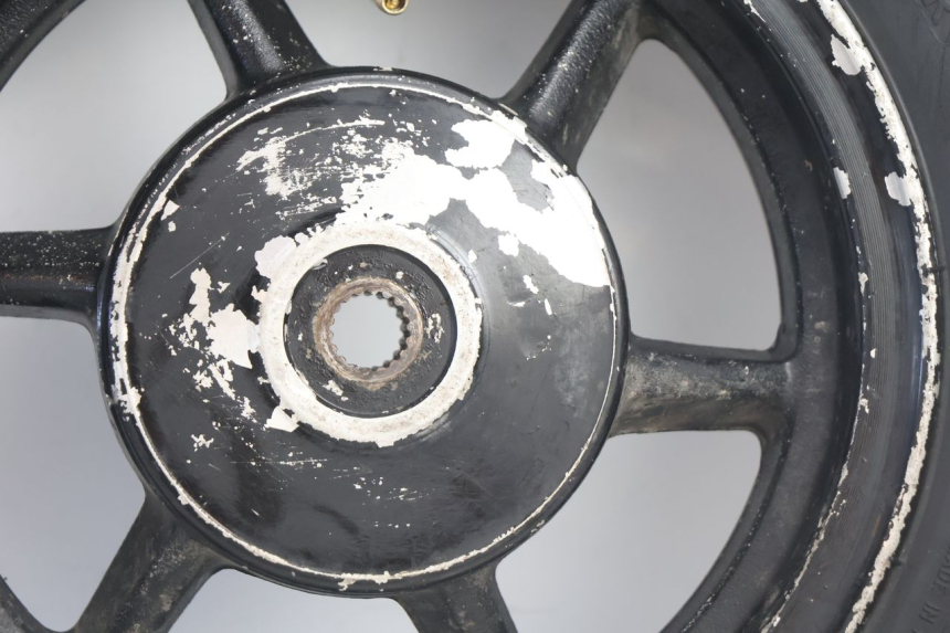photo de ARO TRASEIRO E PNEU TNT MOTOR ROMA 10' 2T 50 (2011 - 2018) - Outro ângulo de visão