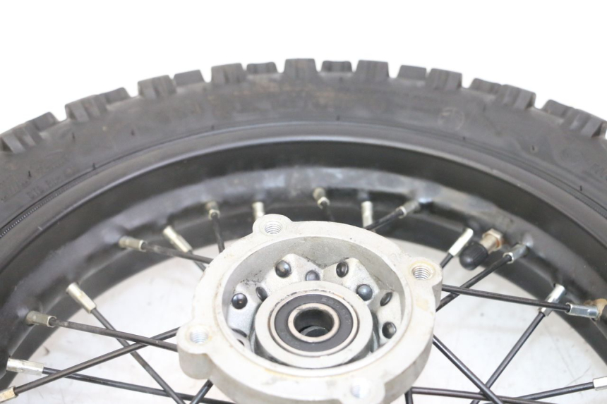 photo de ARO TRASEIRO E PNEU APOLLO RXF 125 - Vista geral