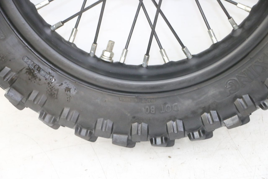 photo de ARO TRASEIRO E PNEU APOLLO RXF 125 - Marcações e referências