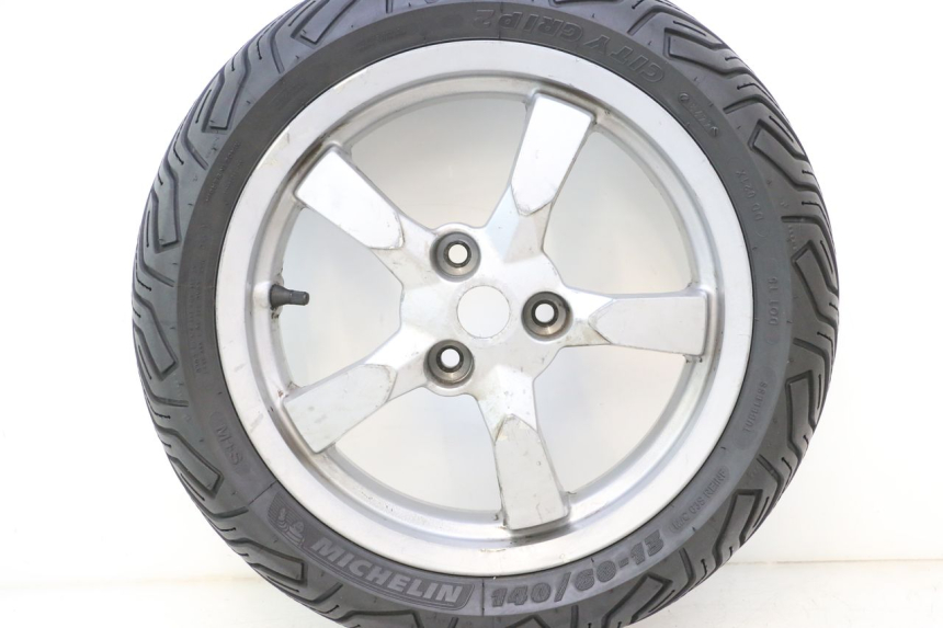 photo de ARO TRASEIRO E PNEU PEUGEOT SATELIS 125 (2006 - 2009) - Imagem adicional