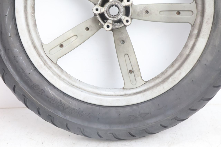 photo de ARO TRASEIRO E PNEU APRILIA SCARABEO GT 125 (1999 - 2007) - Vista do produto