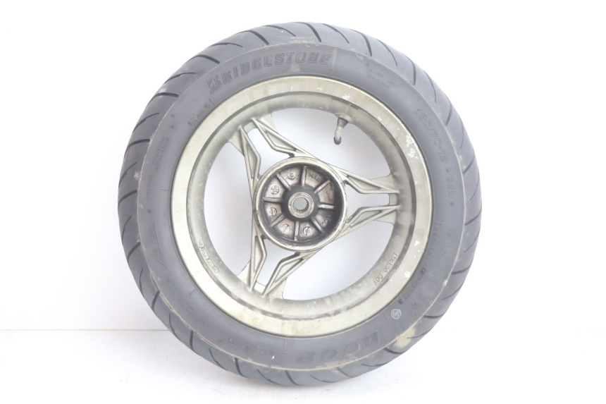 photo de ARO TRASEIRO E PNEU RIDE SLASH 2T 50 (2012 - 2014) - Vista geral