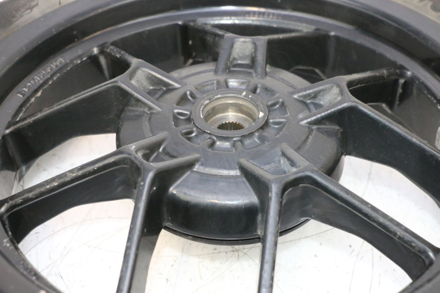 photo de ARO TRASEIRO E PNEU APRILIA SR MOTARD 50 (2012 - 2018) - Marcações e referências