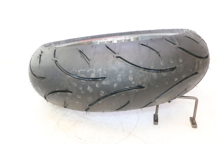 photo de ARO TRASEIRO E PNEU DUCATI SS IE DS CARENEE 1000 (2002 - 2006) - Peça verificada