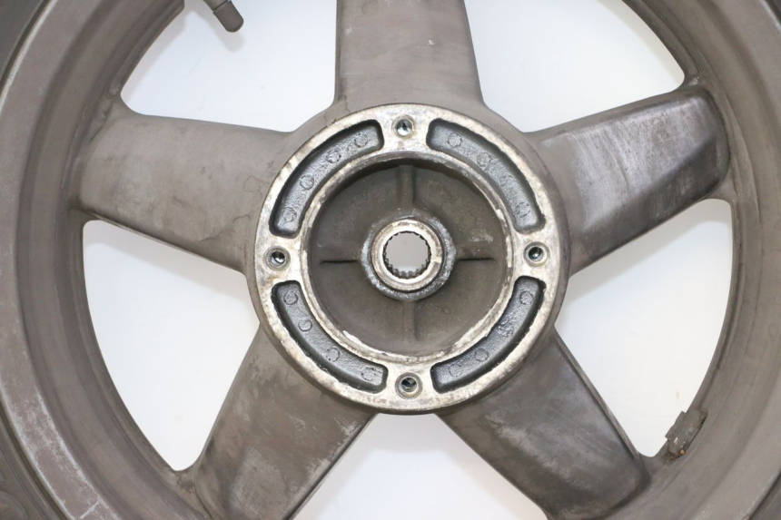photo de ARO TRASEIRO E PNEU YAMAHA X-MAX XMAX 125 (2010 - 2013) - Peça verificada