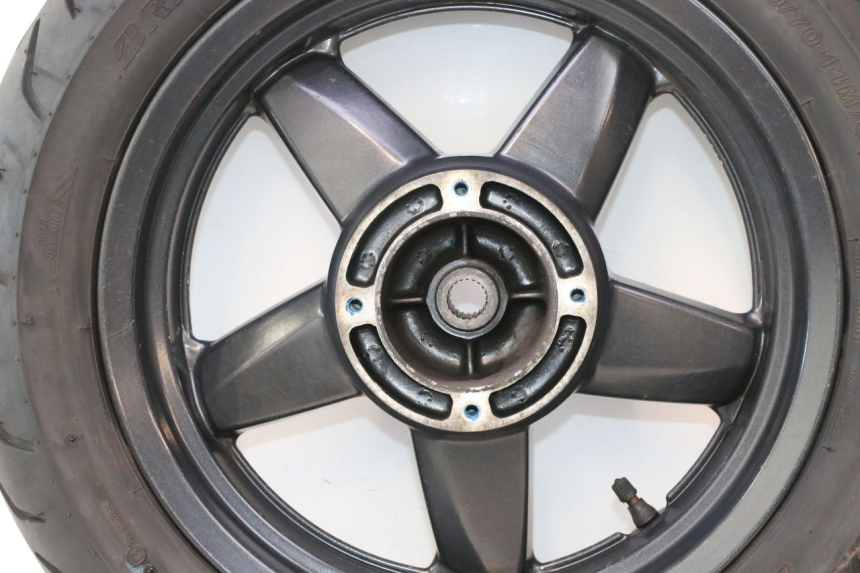 photo de ARO TRASEIRO E PNEU YAMAHA XMAX X-MAX 125 (2006 - 2009) - Imagem adicional