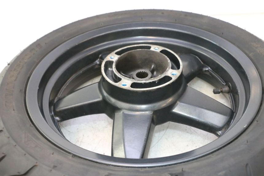 photo de ARO TRASEIRO E PNEU YAMAHA XMAX X-MAX 125 (2006 - 2009) - Estado da superfície