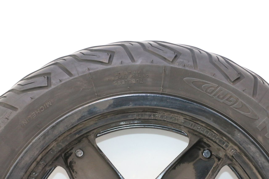 photo de ARO TRASEIRO E PNEU YAMAHA X-MAX XMAX 125 (2010 - 2013) - Vista geral