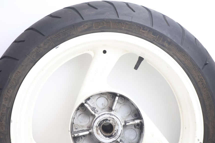 photo de ARO TRASEIRO E PNEU YAMAHA YZF R GENESIS 750 (1993 - 1998) - Pontos de fixação
