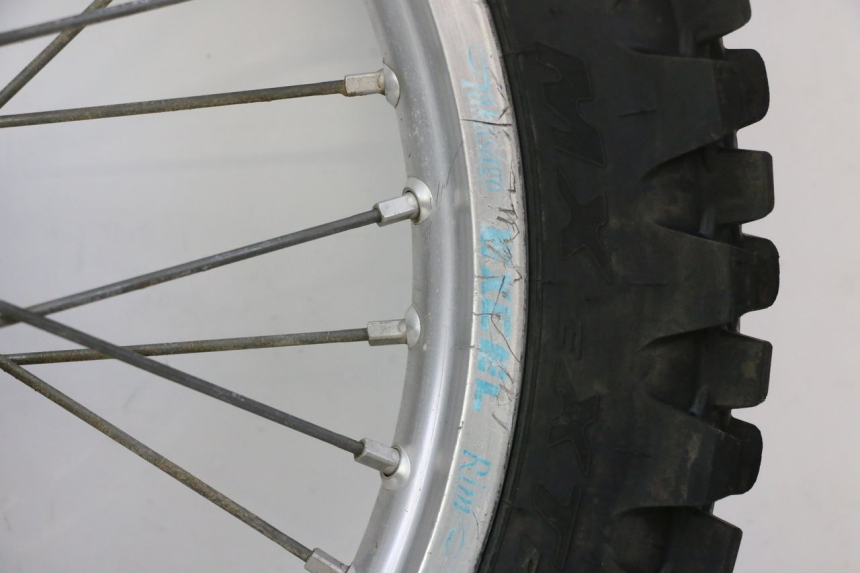 photo de ARO TRASEIRO E PNEU YAMAHA YZF YZ-F 450 (2014 - 2016) - Detalhe da peça