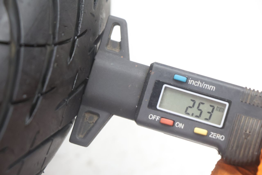 photo de ARO TRASEIRO E PNEU PIAGGIO ZIP IGET 4T 50 (2021 - 2023) - Imagem adicional