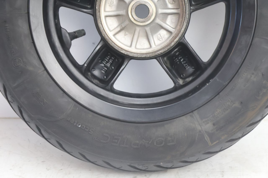 photo de ARO TRASEIRO E PNEU PIAGGIO ZIP IGET 4T 50 (2021 - 2023) - Estado da superfície