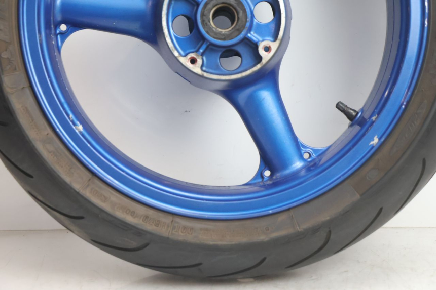 photo de ARO TRASEIRO E PNEU KAWASAKI ZX-6R ZX6R 600 (2000 - 2002) - Zoom do estado de desgaste