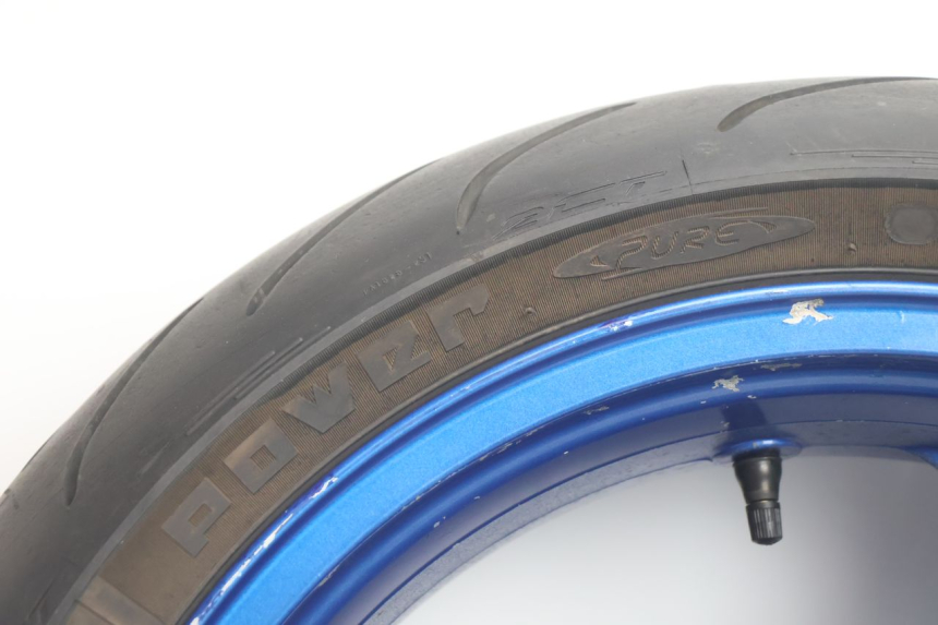 photo de ARO TRASEIRO E PNEU KAWASAKI ZX-6R ZX6R 600 (2000 - 2002) - Outro ângulo de visão