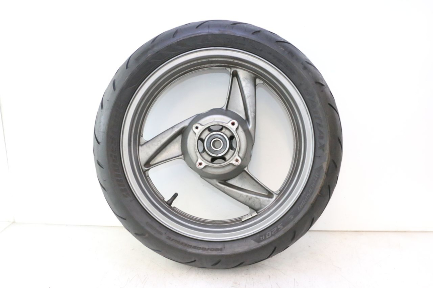 photo de ARO TRASEIRO E PNEU KAWASAKI ZZR 600 (1995 - 2004) - Vista principal