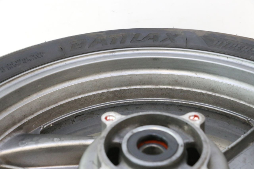 photo de ARO TRASEIRO E PNEU KAWASAKI ZZR 600 (1995 - 2004) - Detalhes característicos