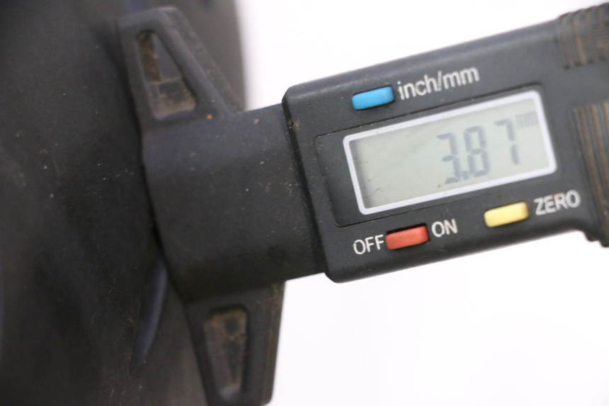 photo de ARO TRASEIRO E PNEU KAWASAKI ZZR 600 (1995 - 2004) - Estrutura - ampliação