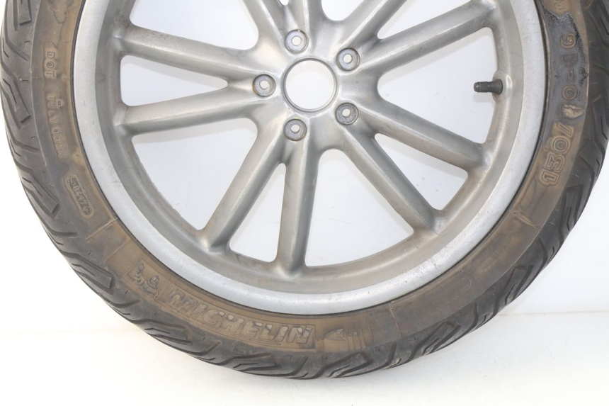 photo de ARO TRASEIRO PIAGGIO CARNABY 125 (2007 - 2011) - Pontos de fixação