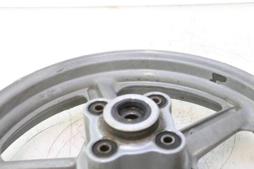 photo de ARO TRASEIRO HONDA CB TWO FIFTY 250 (1991 - 2002) - Detalhes característicos