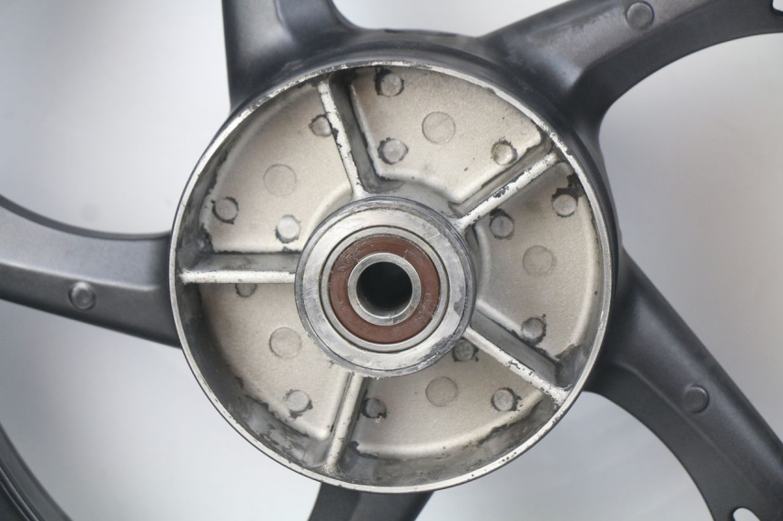 photo de ARO TRASEIRO HONDA CBRF CBR-F PC41 600 (2011 - 2013) - Estado da superfície