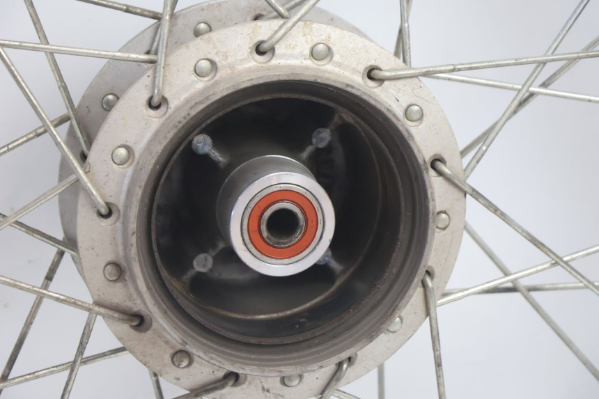 photo de ARO TRASEIRO HONDA CRF CR-F 125 (2020 - 2021) - Outro ângulo de visão