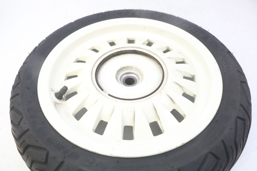 photo de ARO TRASEIRO PEUGEOT DJANGO 2T 50 (2014 - 2019) - Zoom do estado de desgaste